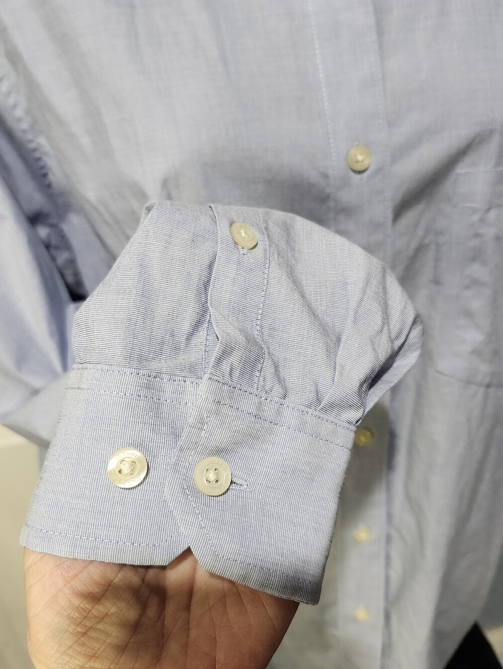 Duluth Trading Co Women's Light Blue Button Down Size 1X - Picture 7 of 9